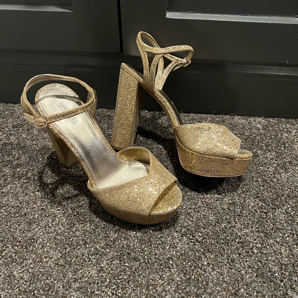 Michael Kors Gold Glitter Platform Heels Peep Toe Ankle Strap - Size 7.5